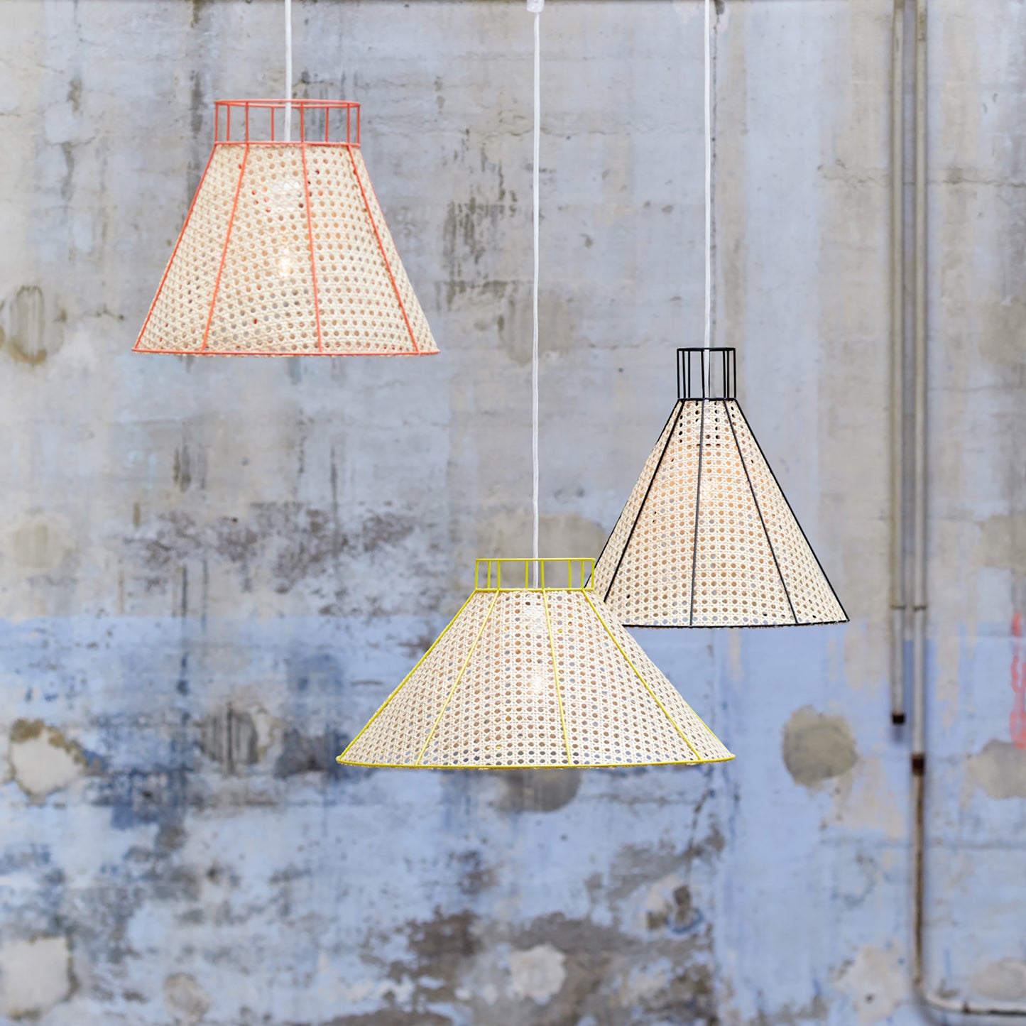 Suspension Straw cannage - jaune